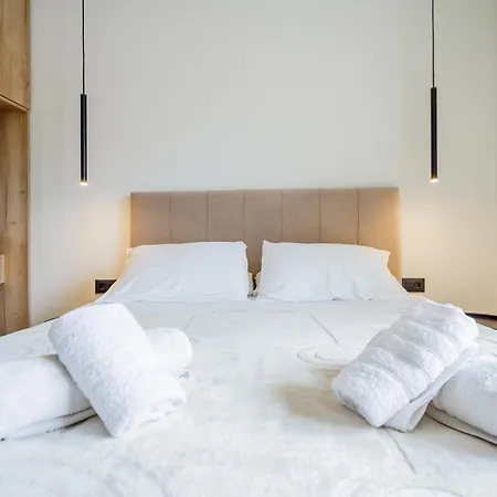 Siesta Zakynthos Town